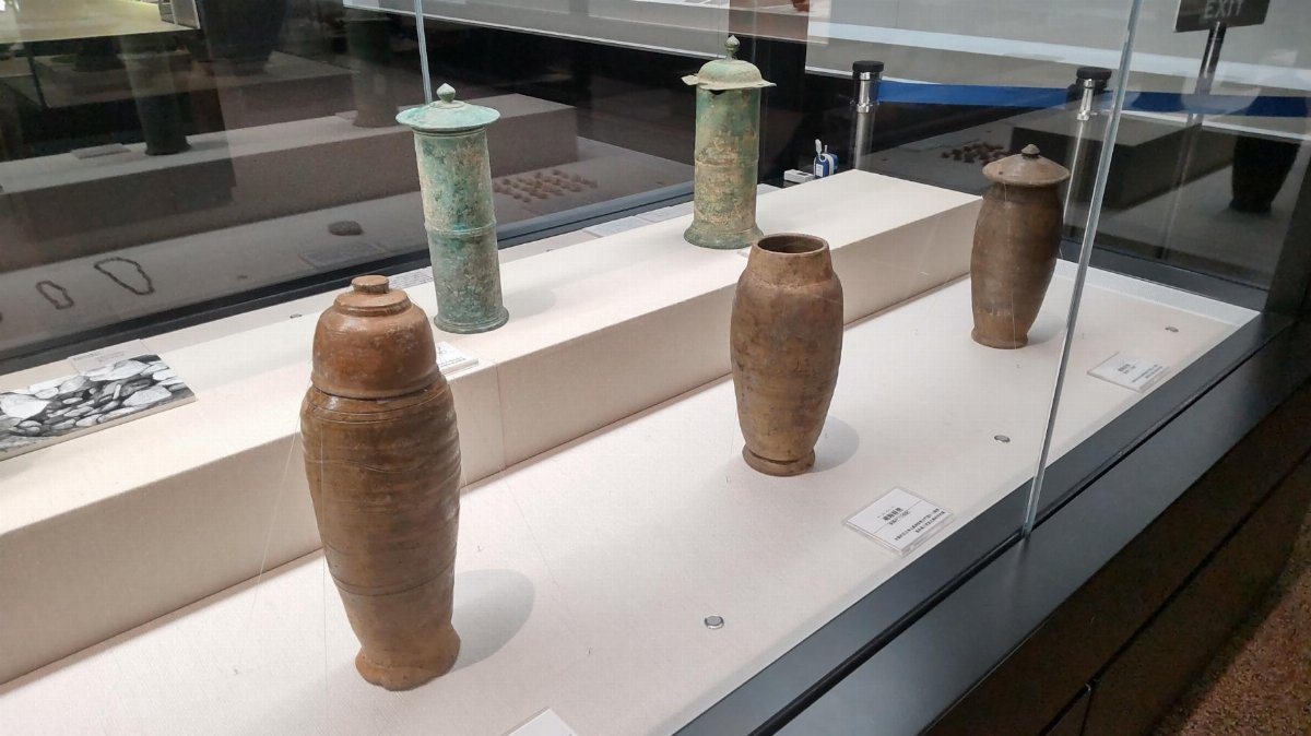 【九州歴史資料館】特集展示「四王寺山の経筒」